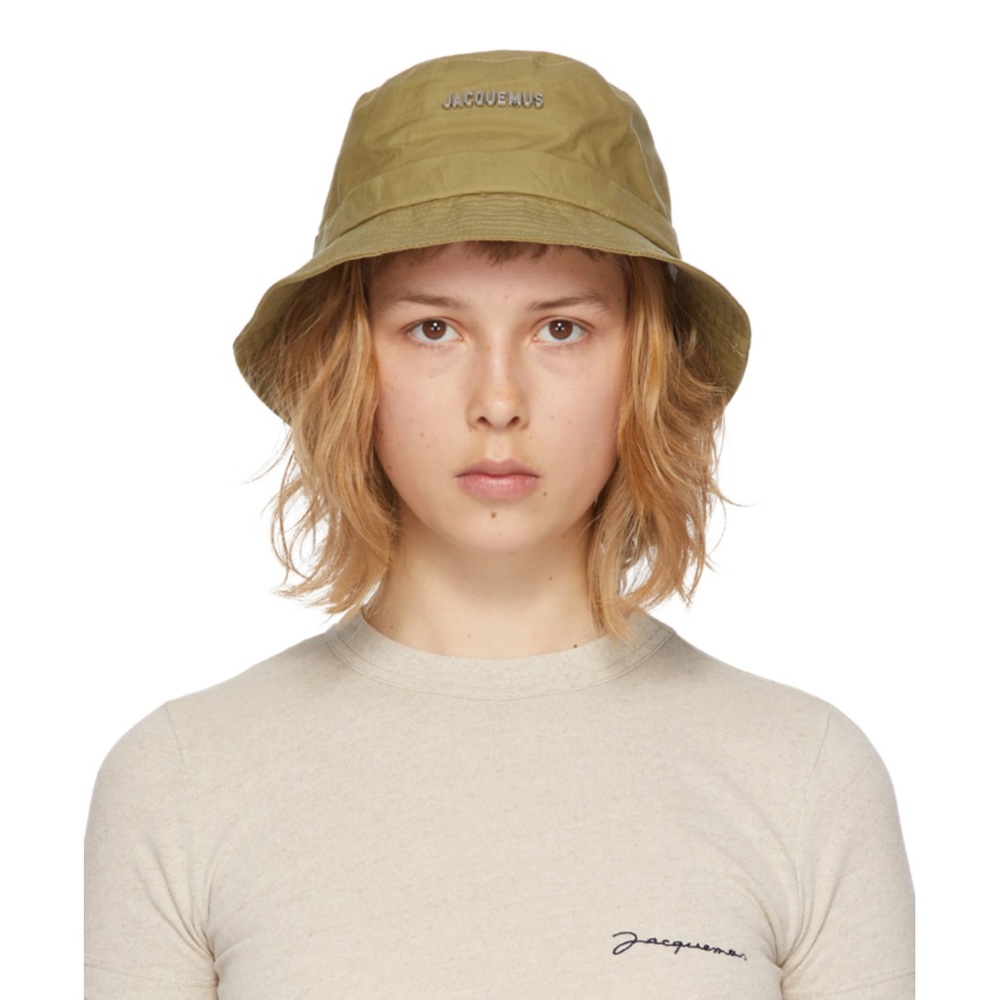Bucket hat